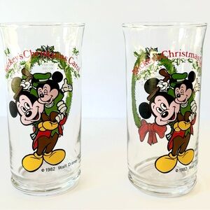 Vintage 1982 Walt Disney and The Coca Cola Company Mickey's Christmas Glasses